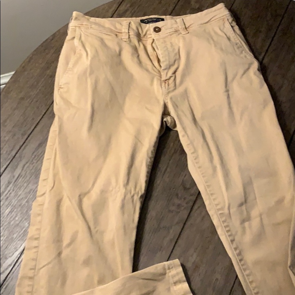🈵 SOLD American Eagle Khakis